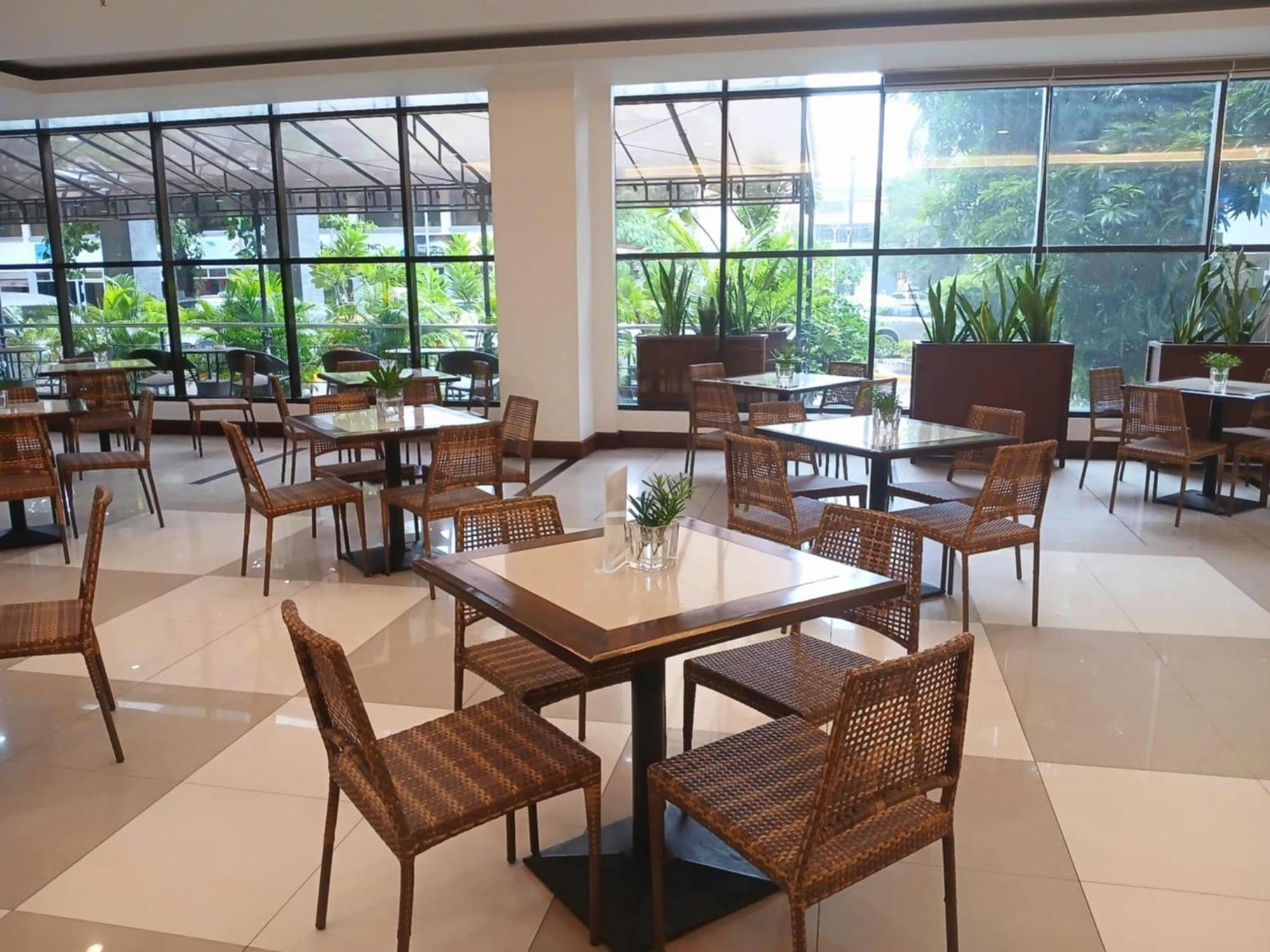 Dohera Hotel Cebu Eksteriør billede