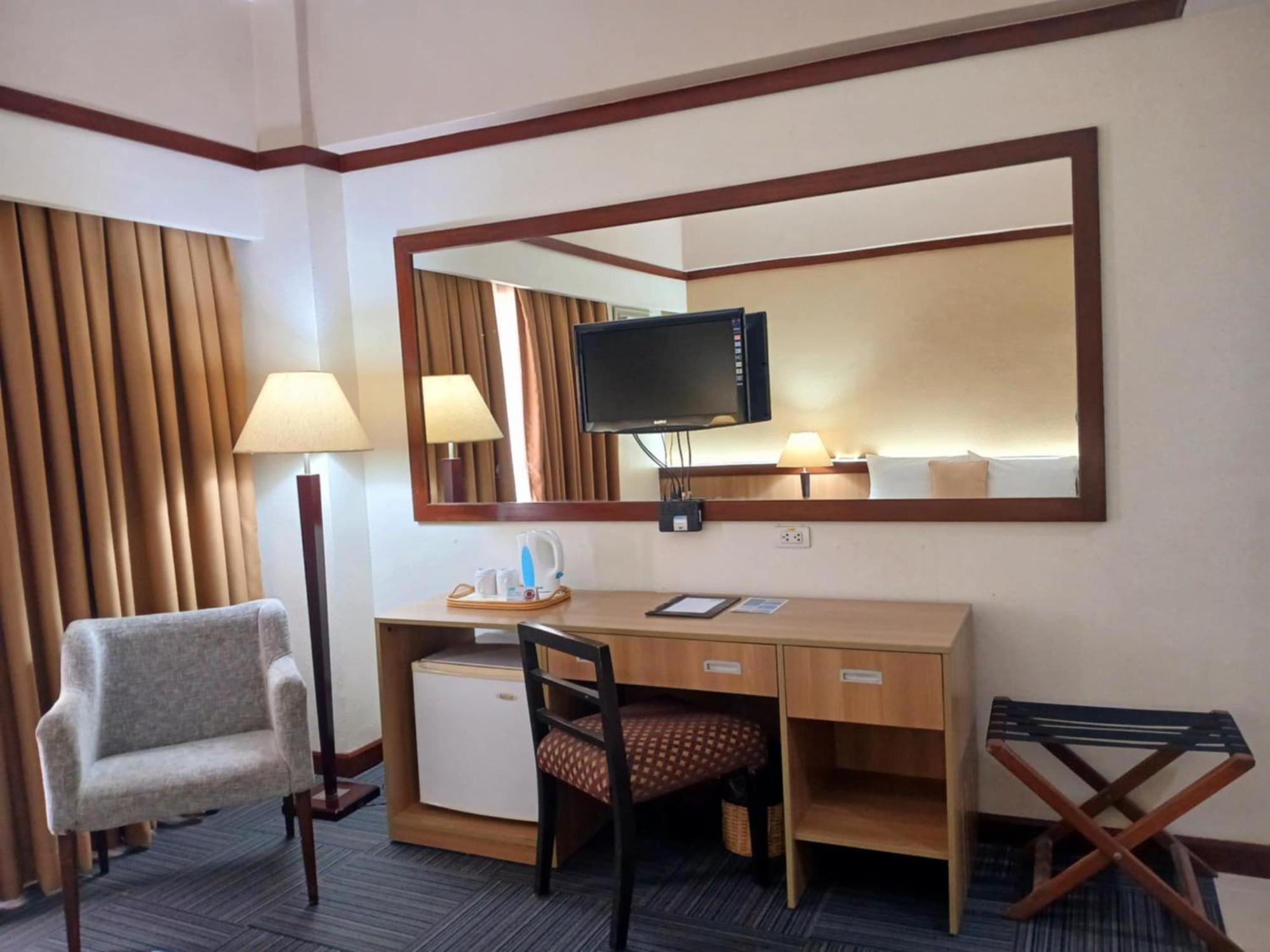 Dohera Hotel Cebu Eksteriør billede